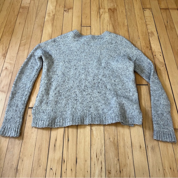 Sweater - Picture 2 of 3